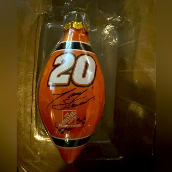 TONY STEWART CHRISTMAS ORNAMENT. Forever Collectibles. 2008 Tear drop shaped - Picture 3 of 3